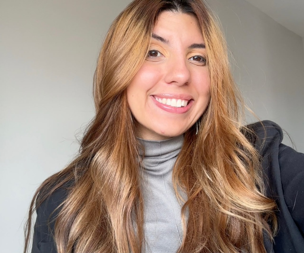 Karyne Bellesi Roque, psicóloga clínica com abordagem em ABA, TCC e Terapia dos Esquemas